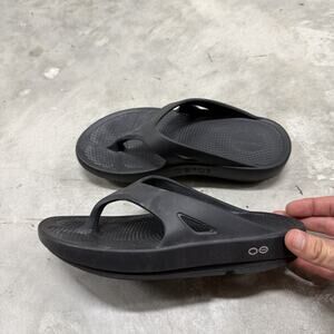 Oofos Womens Ooriginal Sandals Thongs Black Womens Size 7